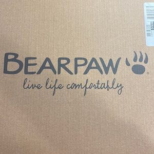 Bear paw NWT size 8